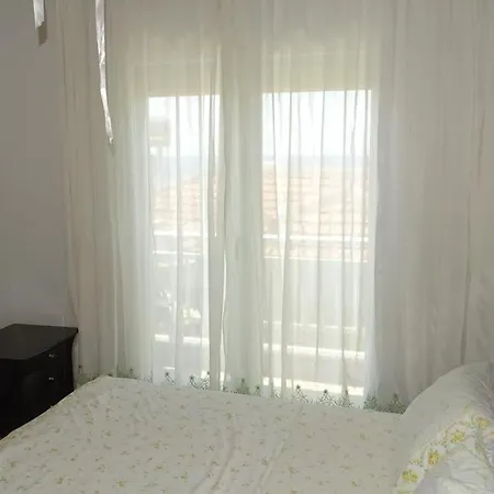 Cozy Iraklia Appartement