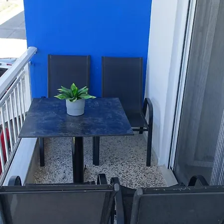 Cozy Iraklia Appartement *